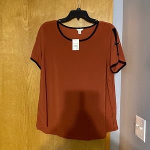 Woman’s Tunic Top
